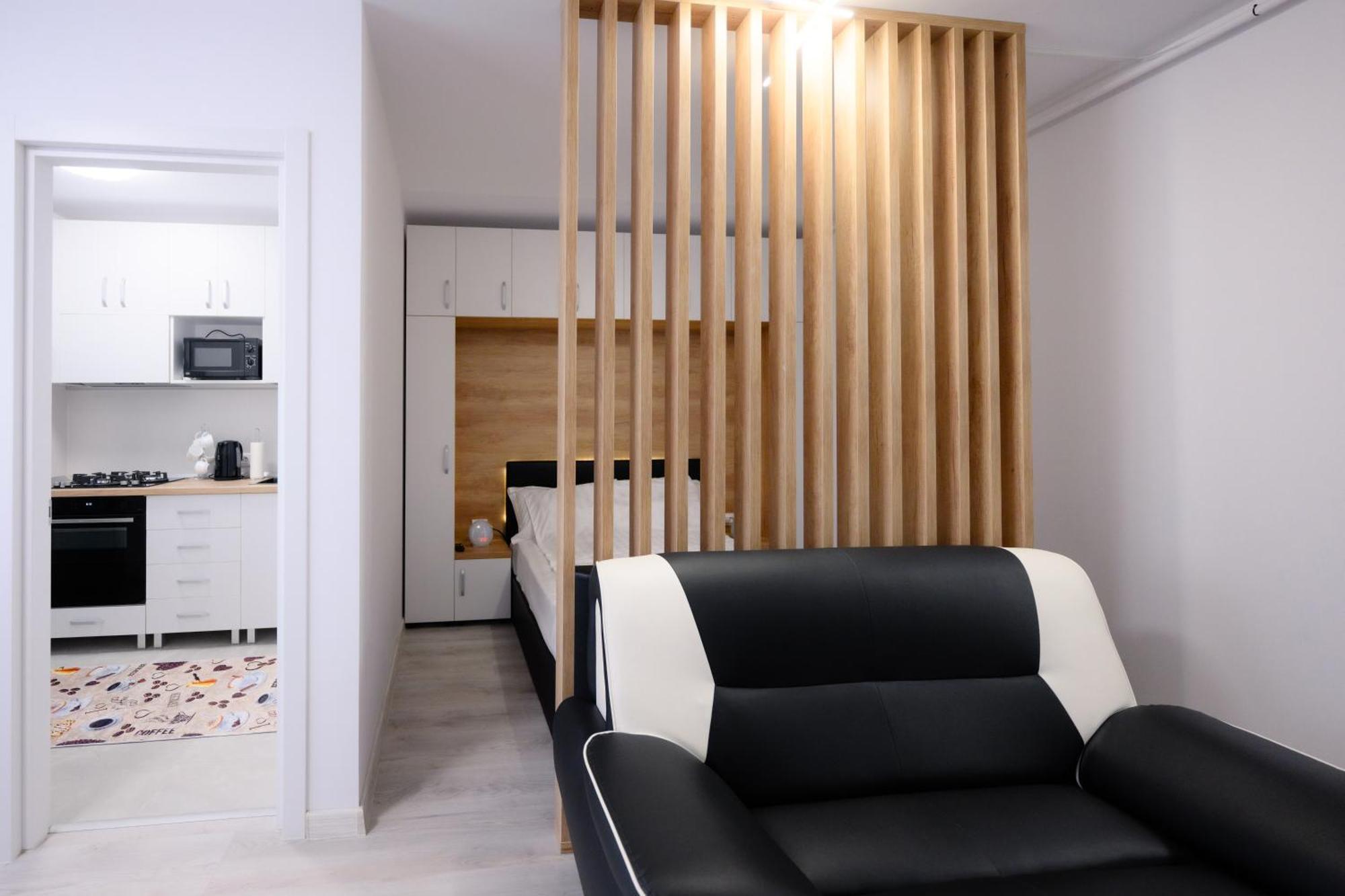 Charming Hideaway Inspired By El Profesor'S Intrigue Apartment Bucharest Luaran gambar